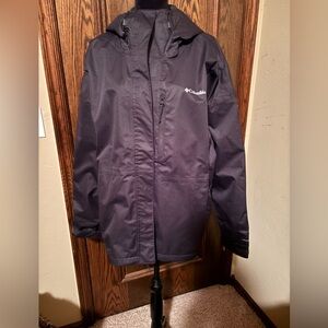 Columbia Plus Women’s Black Raincoat